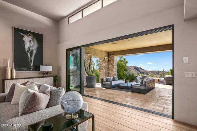 9235 E GRAPEVINE Pass, Scottsdale, AZ 85262