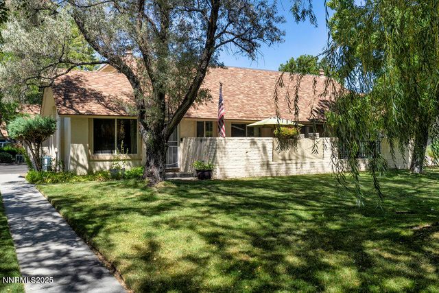 41 Condor Circle, Carson City, NV 89701