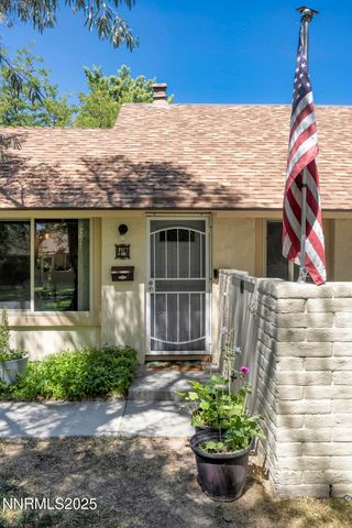 41 Condor Circle, Carson City, NV 89701