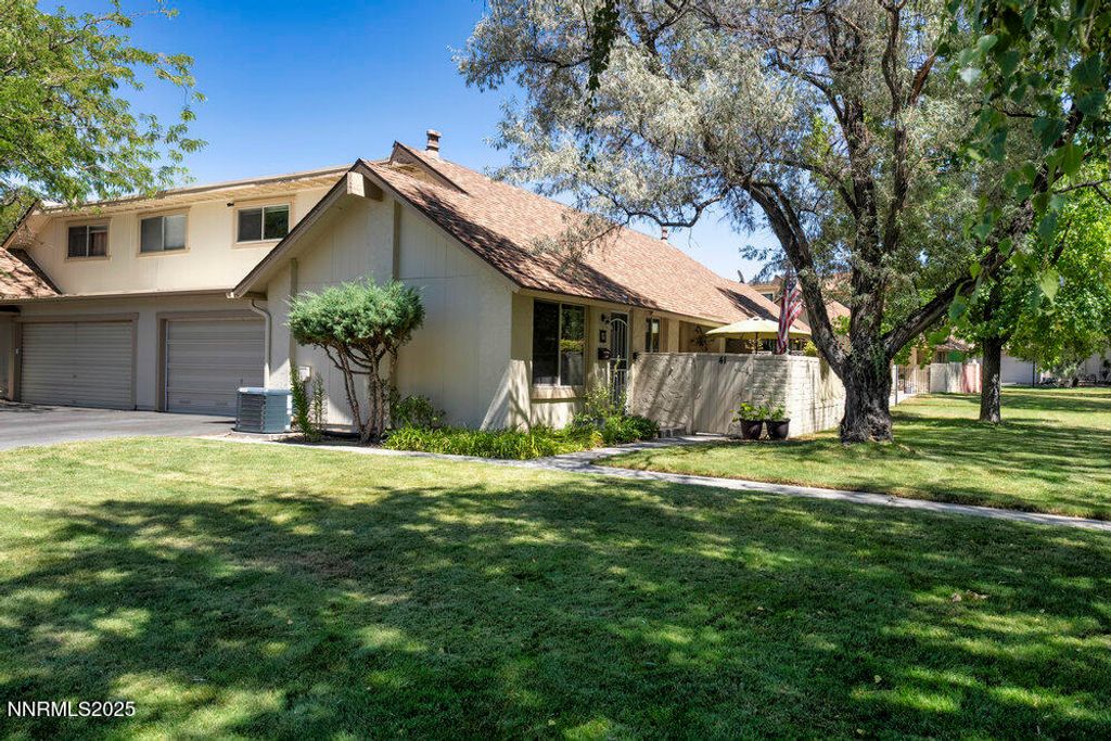 41 Condor Circle, Carson City, NV 89701