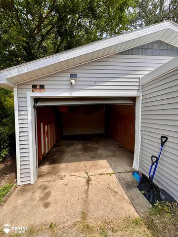 1418 W Juliah Avenue, Flint, MI 48505