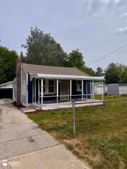 1418 W Juliah Avenue, Flint, MI 48505