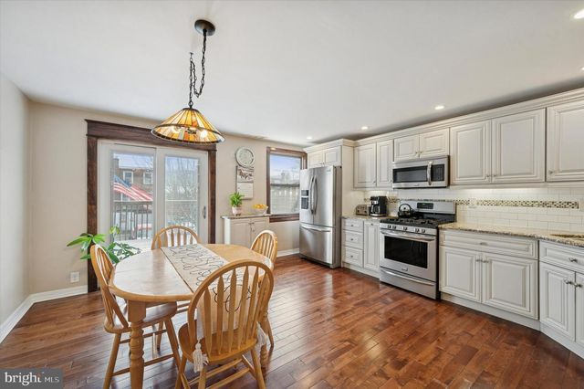 817 SURREY LN, Glenolden, PA 19036