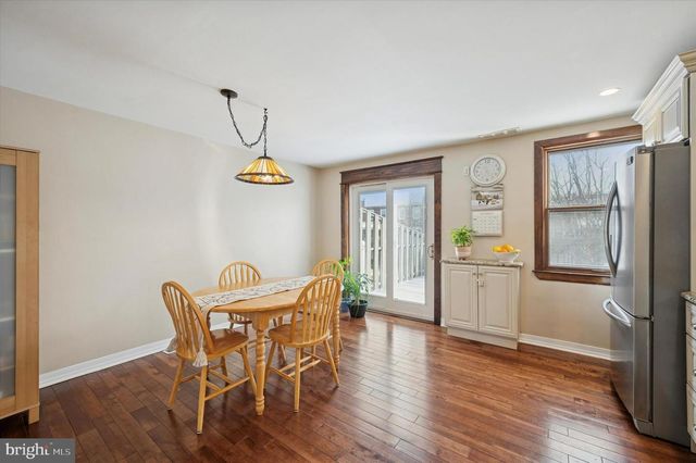 817 SURREY LN, Glenolden, PA 19036