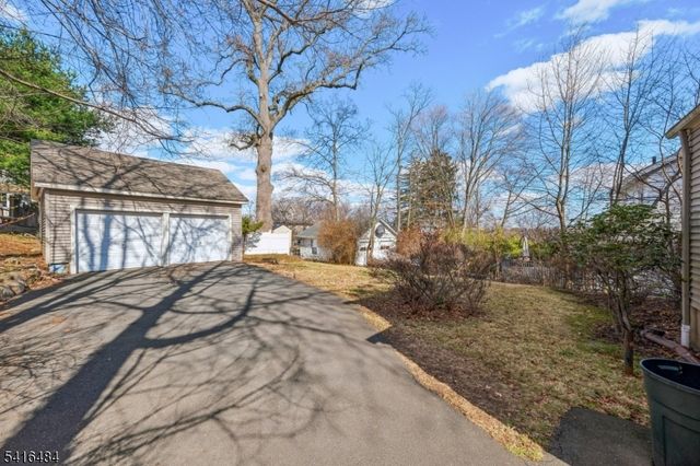 43 Ridgeview Ave, West Orange Twp., NJ 07052