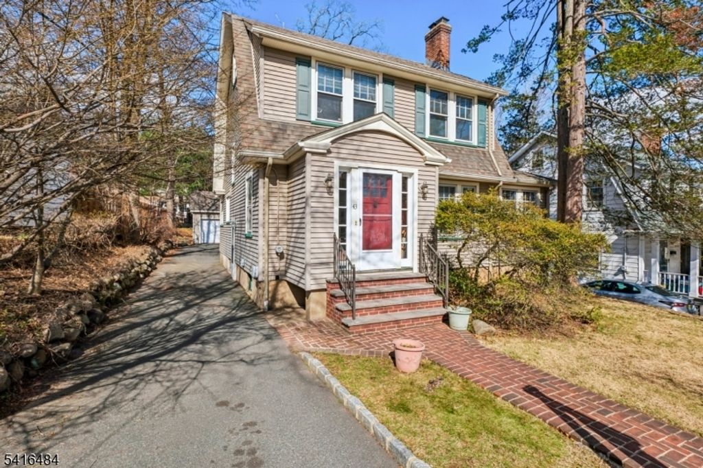 43 Ridgeview Ave, West Orange Twp., NJ 07052