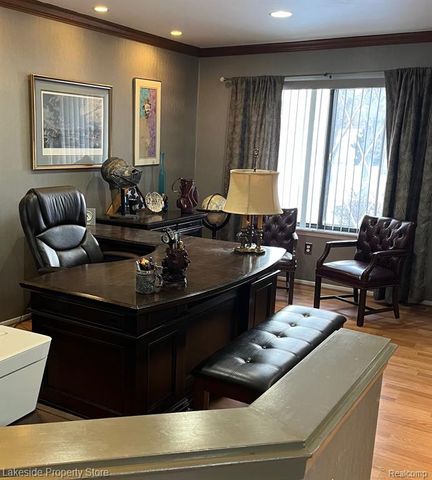 40430 Shakespeare Drive, Sterling Heights, MI 48313