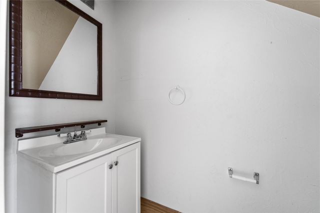 11959 Swords Creek Road, Houston, TX 77067