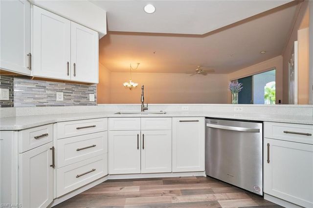 9140 Southmont CV 102, Fort Myers, FL 33908