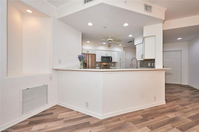 9140 Southmont CV 102, Fort Myers, FL 33908