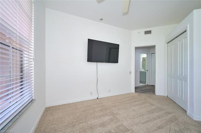 9140 Southmont CV 102, Fort Myers, FL 33908