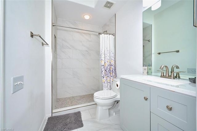 9140 Southmont CV 102, Fort Myers, FL 33908