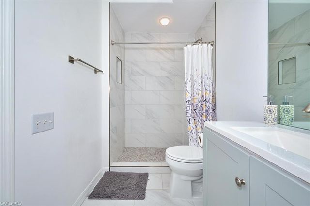 9140 Southmont CV 102, Fort Myers, FL 33908
