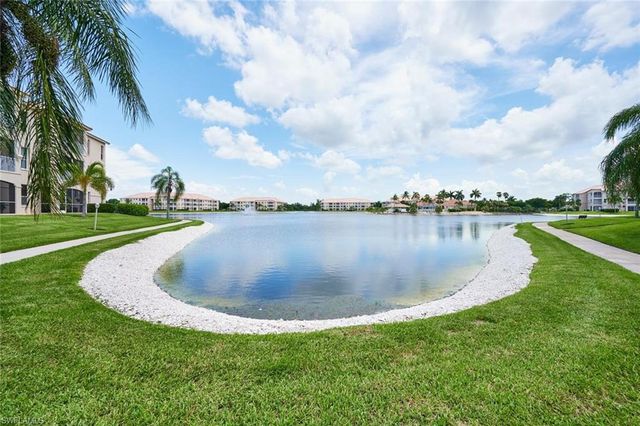 9140 Southmont CV 102, Fort Myers, FL 33908