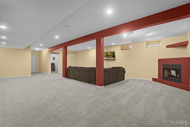 1322 Gerber Woods Drive, Edwardsville, IL 62025