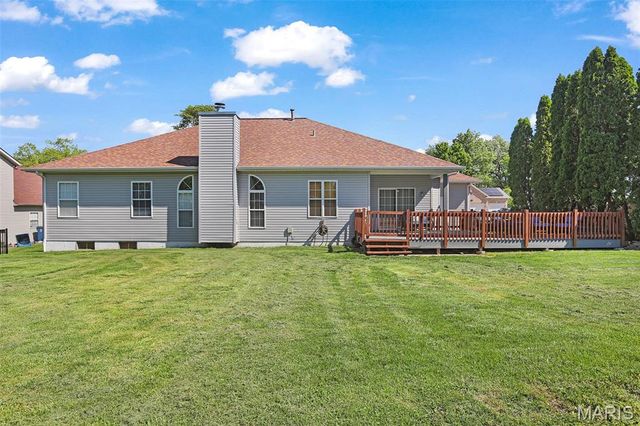 1322 Gerber Woods Drive, Edwardsville, IL 62025