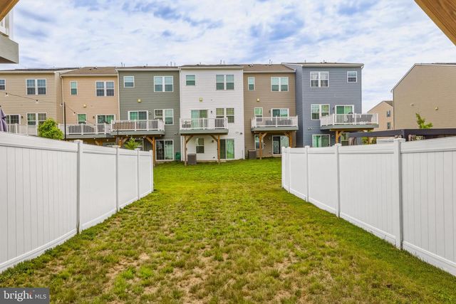 36 CONTINENTAL BLVD, Sicklerville, NJ 08081