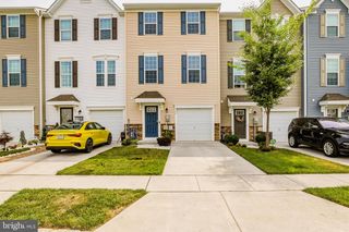 36 CONTINENTAL BLVD, Sicklerville, NJ 08081