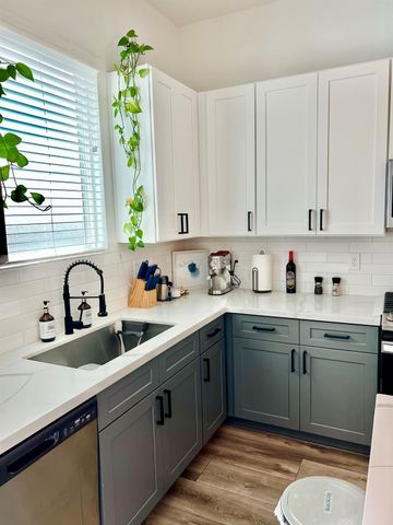 7713 Johanna Park Drive, Houston, TX 77055