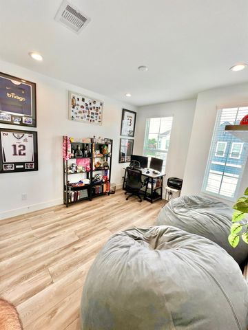 7713 Johanna Park Drive, Houston, TX 77055