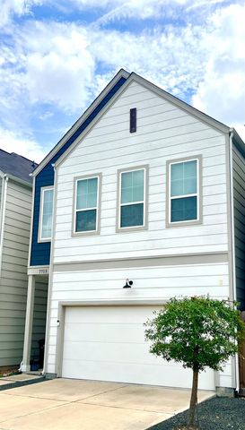 7713 Johanna Park Drive, Houston, TX 77055