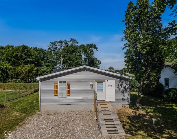 596 Glendale, Columbus, IN 47201