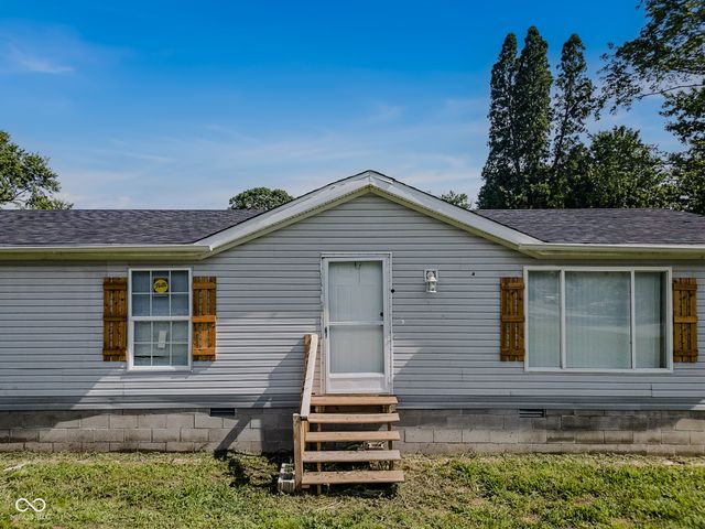 596 Glendale, Columbus, IN 47201
