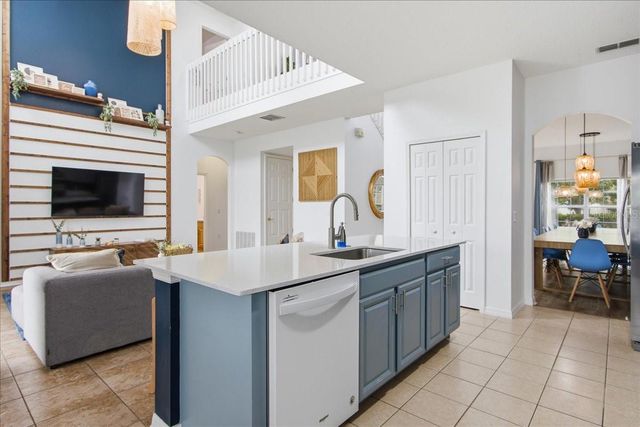 612 HIGHGATE PARK BOULEVARD, Davenport, FL 33897