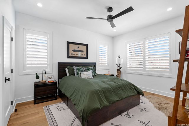 808 Canterbury Hill, San Antonio, TX 78209