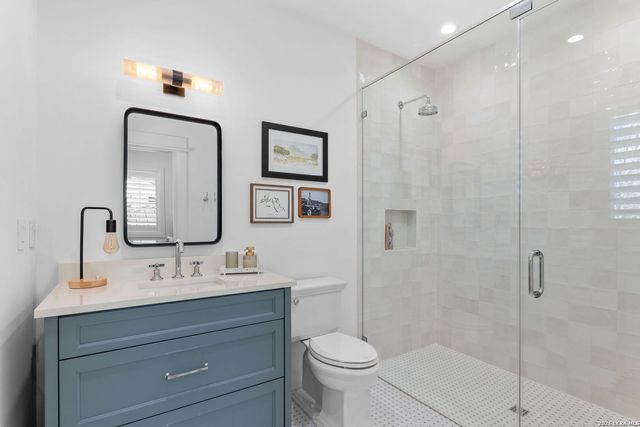 808 Canterbury Hill, San Antonio, TX 78209