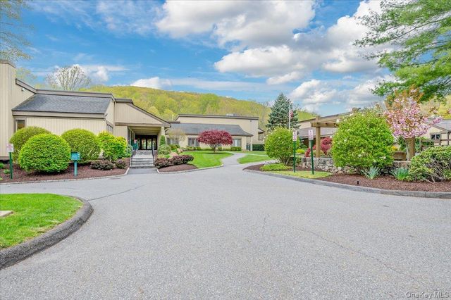 456 Heritage Hills B, Somers, NY 10589