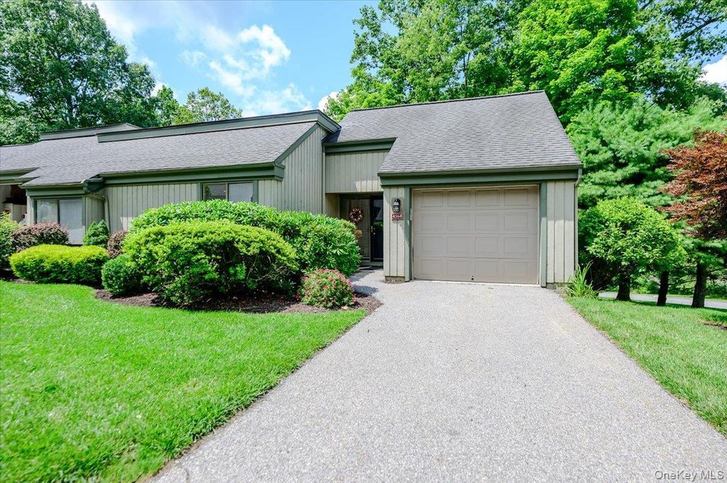 456 Heritage Hills B, Somers, NY 10589