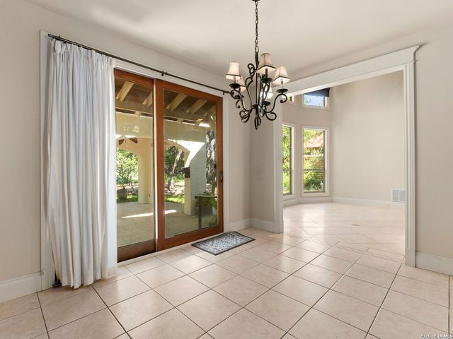 557 Apex Avenue, New Braunfels, TX 78132
