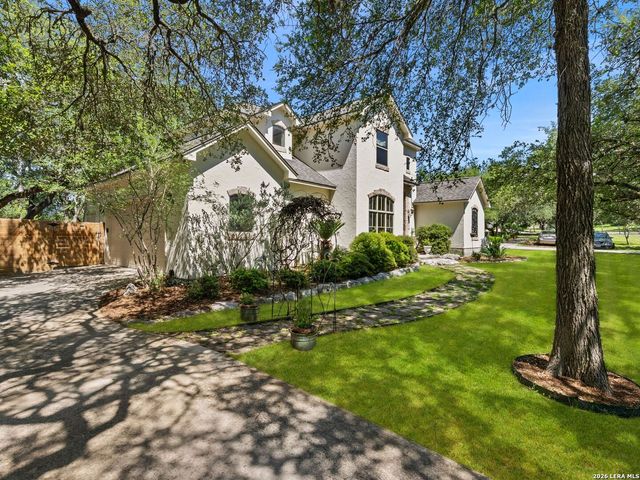557 Apex Avenue, New Braunfels, TX 78132