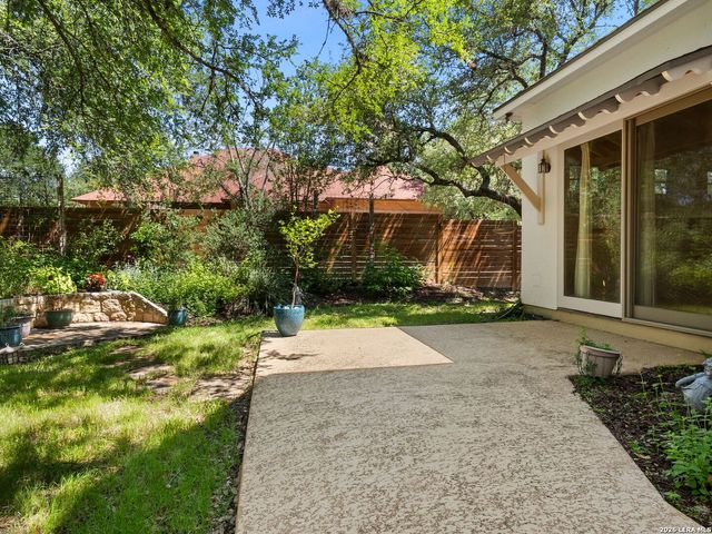557 Apex Avenue, New Braunfels, TX 78132