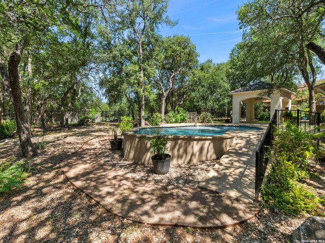 557 Apex Avenue, New Braunfels, TX 78132