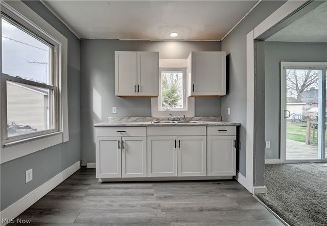 1379 Maryland Avenue SW, Canton, OH 44710