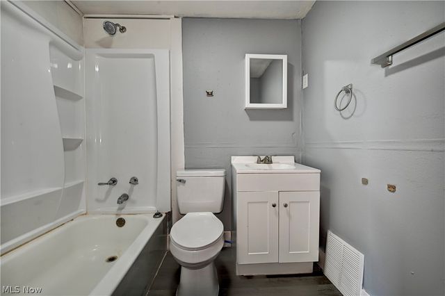 1379 Maryland Avenue SW, Canton, OH 44710