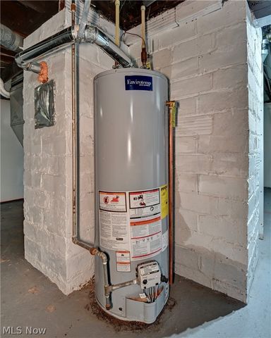 1379 Maryland Avenue SW, Canton, OH 44710