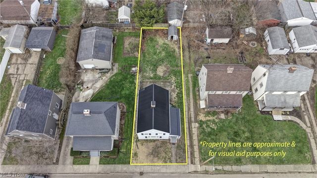 1379 Maryland Avenue SW, Canton, OH 44710