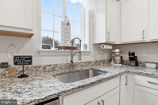 4301 BRENT DR, Spring Grove, PA 17362