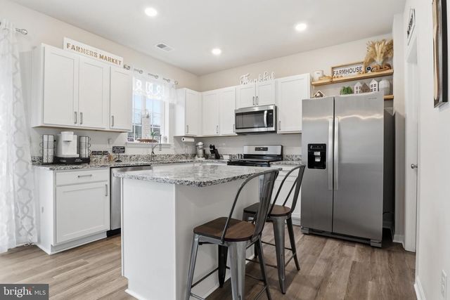 4301 BRENT DR, Spring Grove, PA 17362