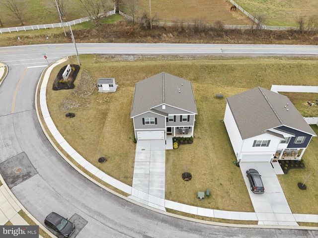 4301 BRENT DR, Spring Grove, PA 17362