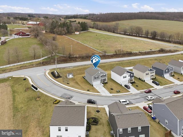 4301 BRENT DR, Spring Grove, PA 17362