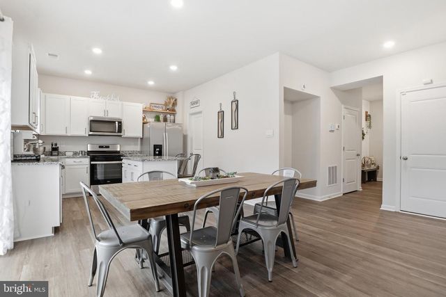 4301 BRENT DR, Spring Grove, PA 17362