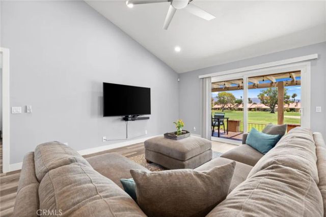 41488 Inverness, Palm Desert, CA 92211