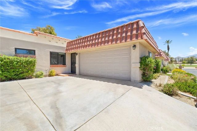 41488 Inverness, Palm Desert, CA 92211