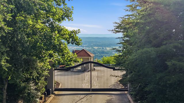7185 Cypress Point Place, Ooltewah, TN 37363