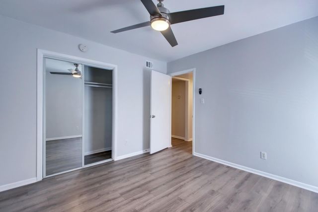 1725 Toomey RD 311, Austin, TX 78704