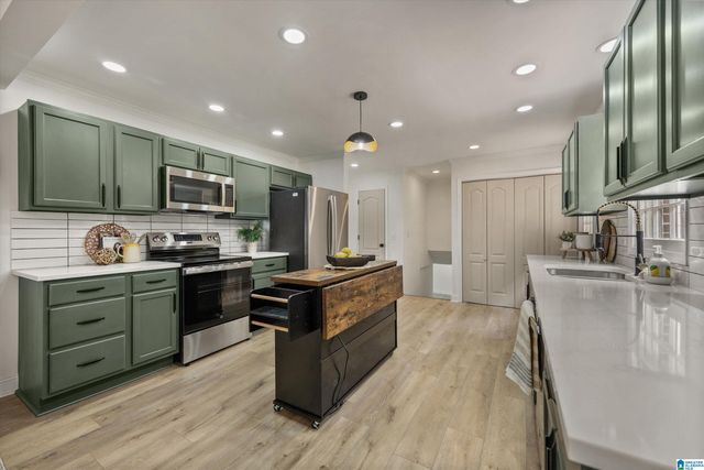 914 BRENTWOOD COURT, Cullman, AL 35055